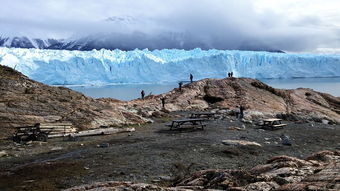 千亿市值巨头高管被带走调查,市场震动与背后谜团 千亿市值巨头高管被带走调查,市场震动与背后谜团