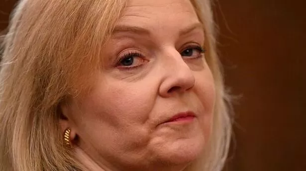 上海疫情新挑战,本土确诊322例,防控措施升级与市民生活影响 上海疫情新挑战,本土确诊322例,防控措施升级与市民生活影响