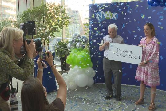 掌上科技小能手,索尼爱立信WT18i,你的生活便捷魔法师 掌上科技小能手,索尼爱立信WT18i,你的生活便捷魔法师