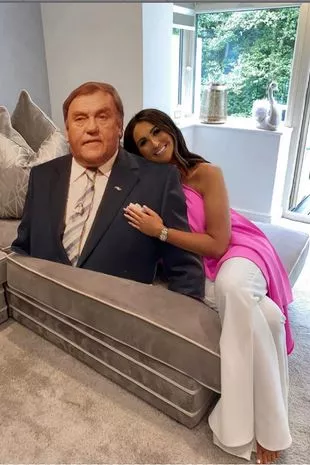 中兴axon20，科技与生活融合的智能旗舰，你的全方位生活伙伴