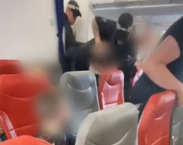 中国冶金报,砥砺前行的钢铁力量——透视中国钢铁工业的发展与变迁 中国冶金报,砥砺前行的钢铁力量——透视中国钢铁工业的发展与变迁