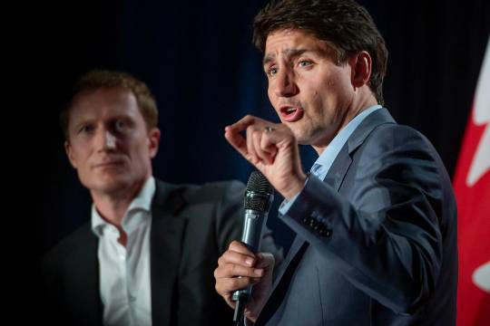 曝任重孙骁骁已婚有孩子,娱乐圈低调爱情的甜蜜果实 曝任重孙骁骁已婚有孩子,娱乐圈低调爱情的甜蜜果实