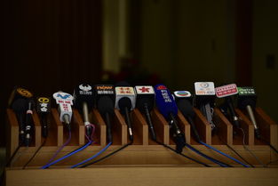 曼联转会新闻直播:乌加特与时间赛跑,麦克托米内接受医疗,桑乔和斯特林的最新消息