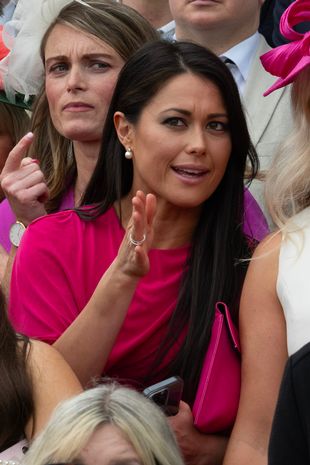 胖东来红内裤当事人道歉，风波平息，理性回归