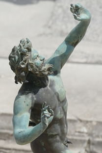 三星堆青铜大面具,古老神秘的春晚新面孔,解锁中国文化遗产的魅力 三星堆青铜大面具,古老神秘的春晚新面孔,解锁中国文化遗产的魅力