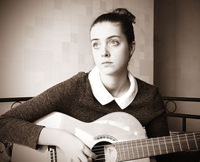 林高远练琴也好努力，汗水铸就的音乐之梦