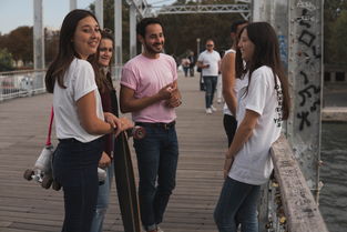 现代爱情解码,年轻人的恋爱新观念与实践 现代爱情解码,年轻人的恋爱新观念与实践